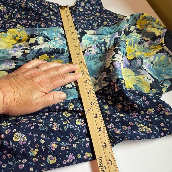 Joie size 8 100% silk floral lined maxi dress. - Picture 9 of 9